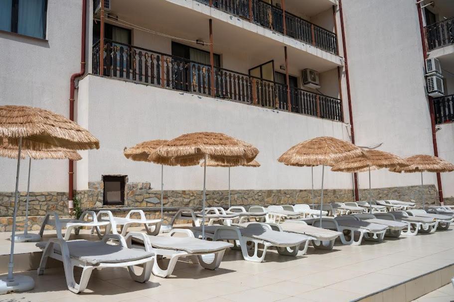 Tryavna Lake Hotel & Spa Exterior photo